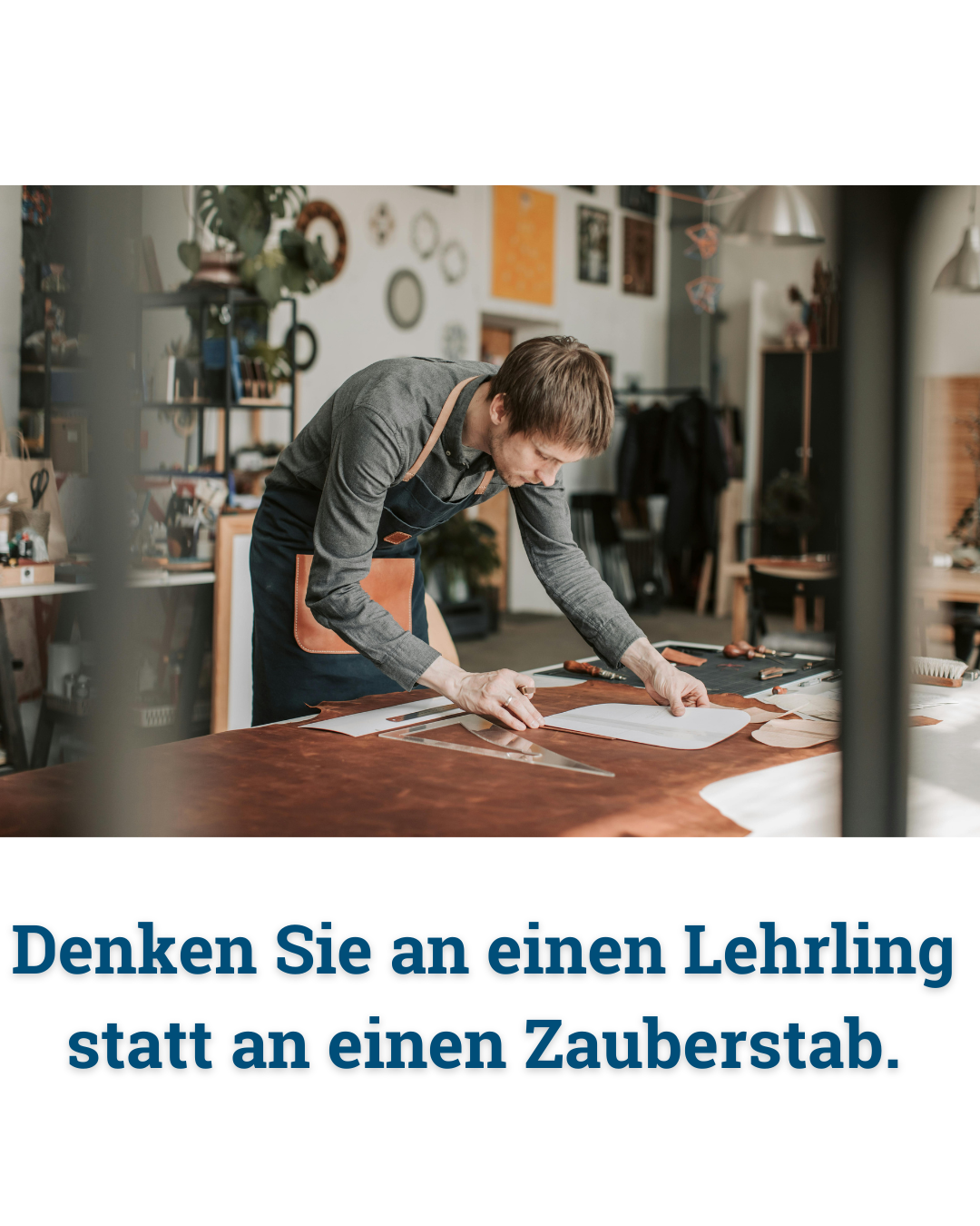Lehrling statt Zauberstab – Folie 1